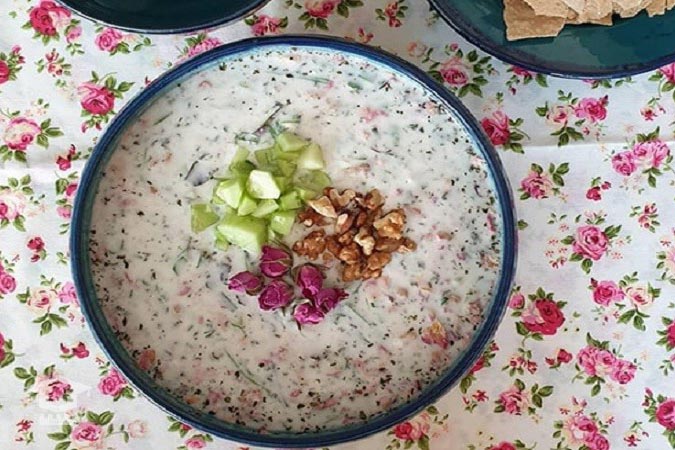 آبدوغ خیار