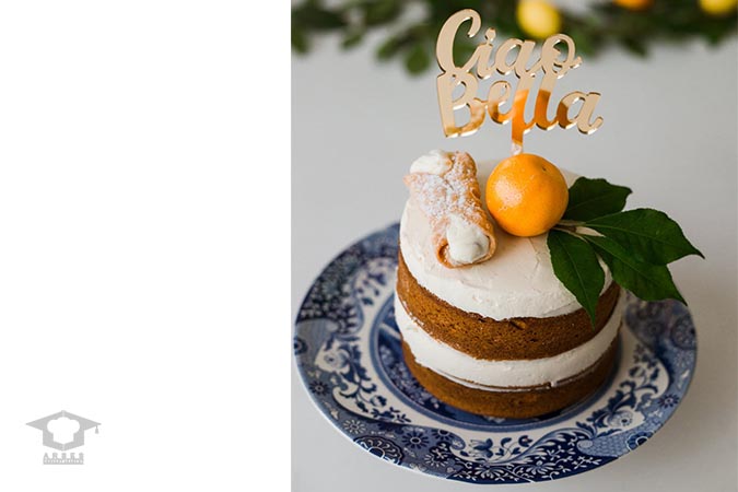 کیک ساده دولایه با فیلینگ خامه