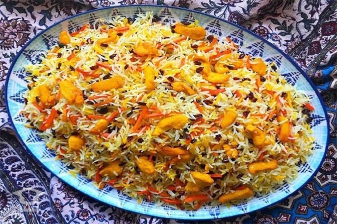 هویج پلو با مرغ
