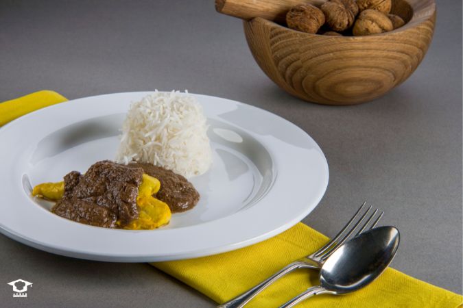 مواد لازم خورش فسنجان