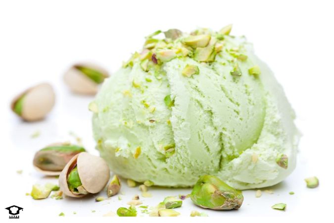 بستنی پسته‌ای