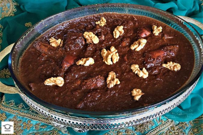 چیکار کنیم خورش فسنجان سیاه نشود؟