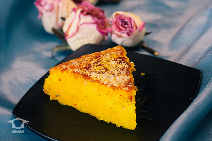 برش کیک شربتی نارگیلی