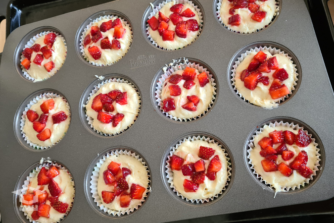 کاپ کیک توت فرنگی