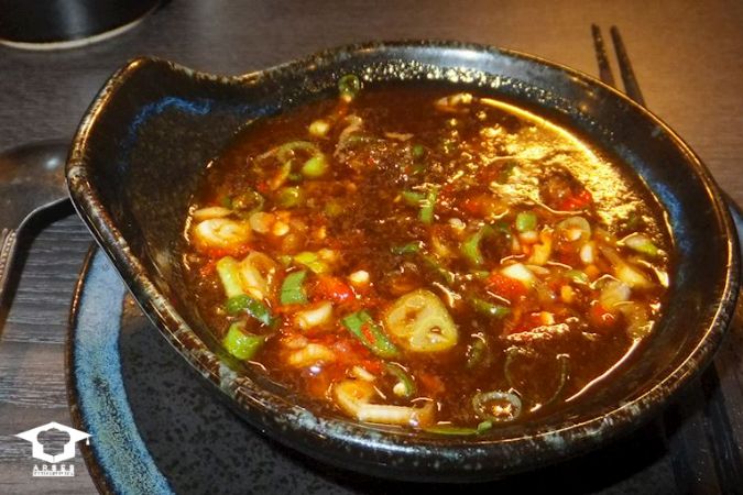 سس شاچا چین