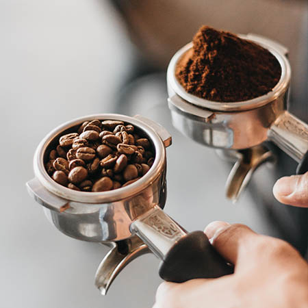 بررسی دانه قهوه