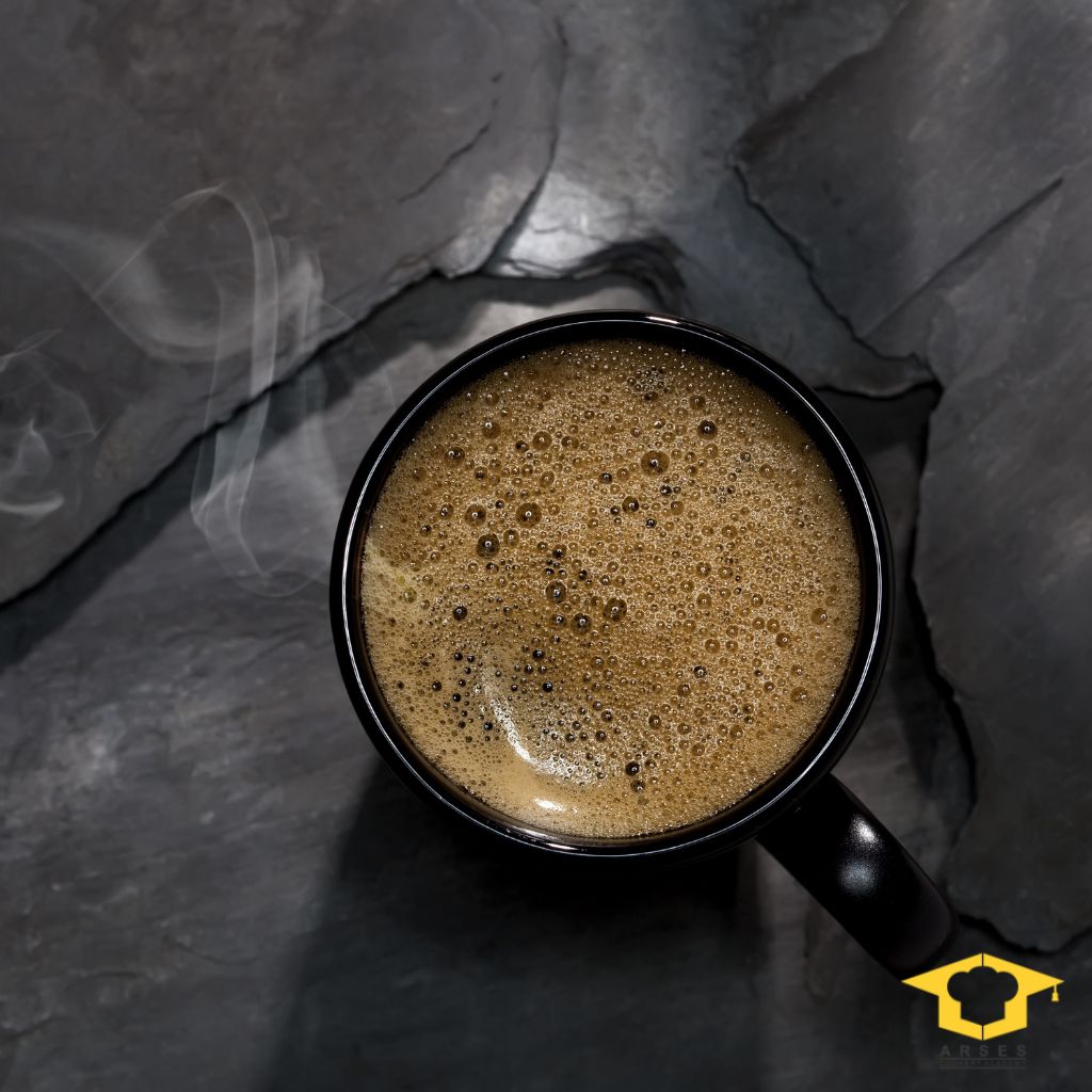 استاندارد دوز اسپرسو در قهوه‌سازی؛ راز یک شات حرفه‌ای