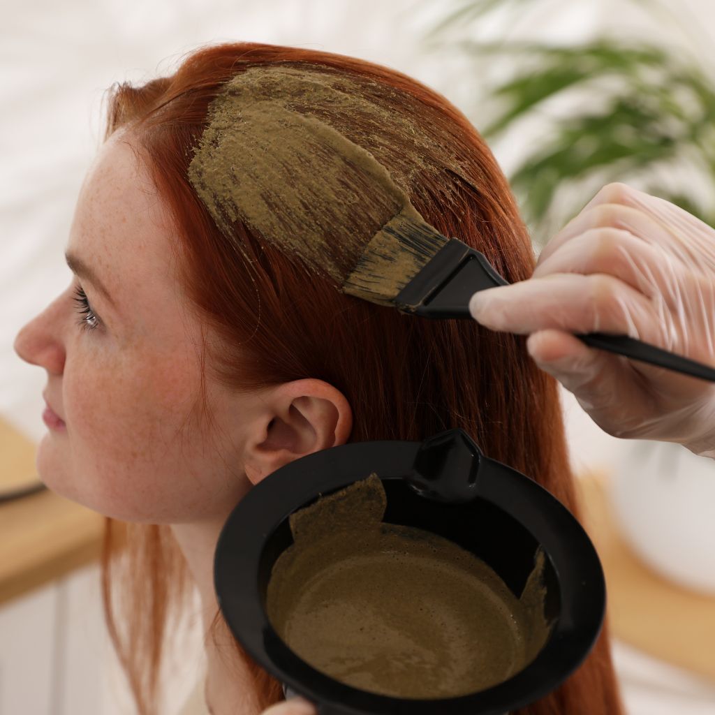 خواص تفاله قهوه برای مو چیست؟ طرز تهیه ماسک تفاله قهوه برای مو